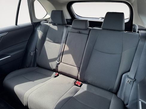 Certified 2023 Toyota RAV4 LE AWD/4WD image 17