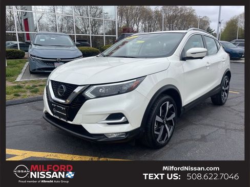 Used 2020 Nissan Rogue Sport SL w/ Premium Package AWD/4WD image 1