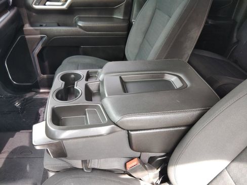 Used 2022 Chevrolet Silverado 1500 LT AWD/4WD image 25
