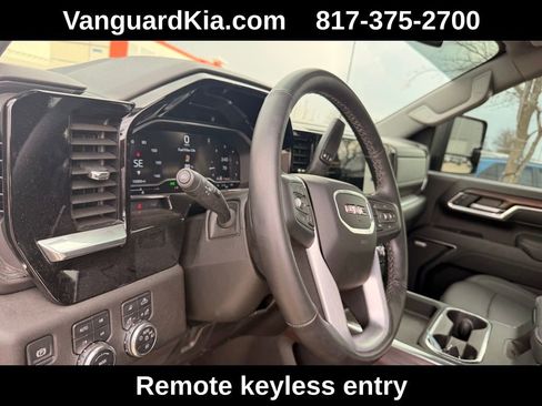 Used 2024 GMC Sierra 3500 SLT w/ SLT Convenience Package image 14