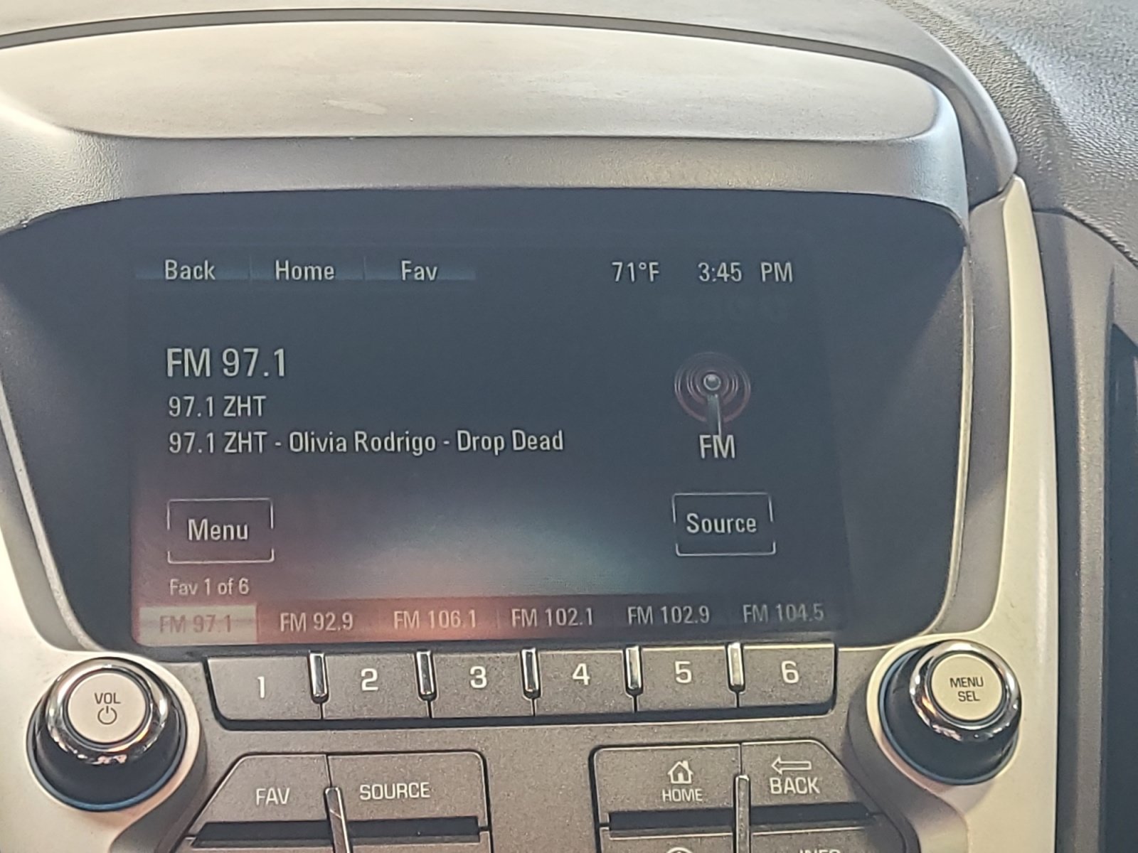 Used 2016 Chevrolet Equinox LS FWD image 11
