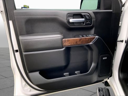 Used 2020 GMC Sierra 1500 Denali w/ Denali Ultimate Package AWD/4WD image 21