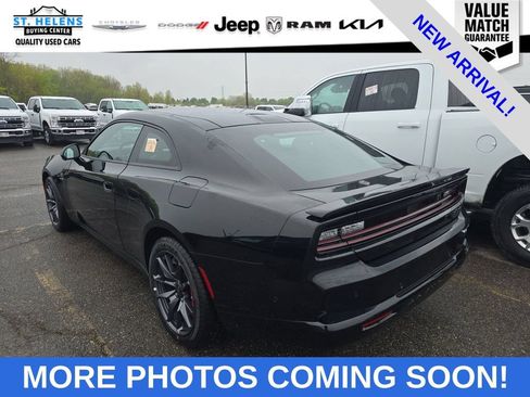 Used 2024 Dodge Charger Daytona Scat Pack w/ Plus Group AWD/4WD image 5