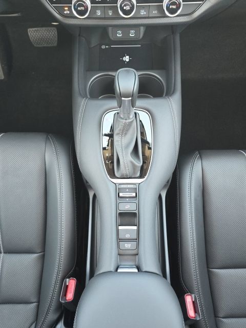 Used 2026 Honda HR-V EX-L image 32