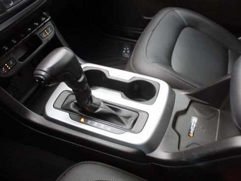 Used 2020 Chevrolet Colorado ZR2 w/ ZR2 Midnight Special Edition image 29