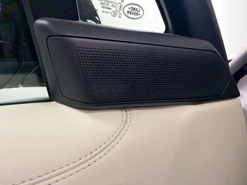 Used 2024 Land Rover Range Rover SE AWD/4WD image 20