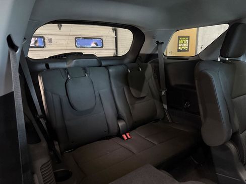 Used 2022 Ford Explorer XLT image 20