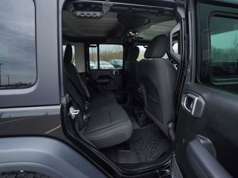 Used 2022 Jeep Wrangler Unlimited Sport image 22