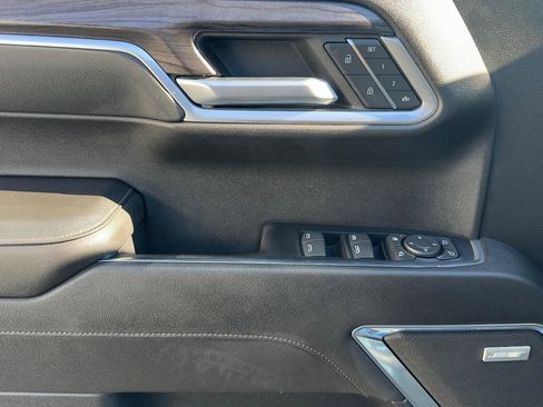 Used 2022 Chevrolet Silverado 1500 LTZ image 13