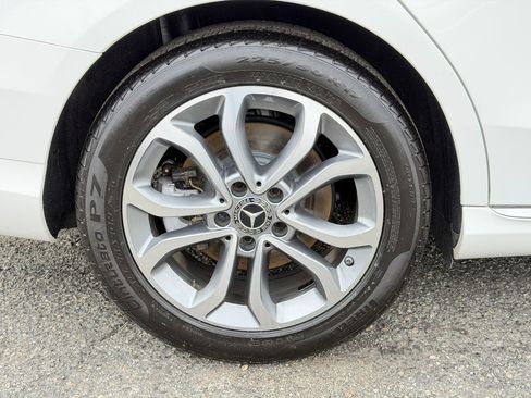 Used 2017 Mercedes-Benz C 300 C 300 4MATIC Sedan image 90