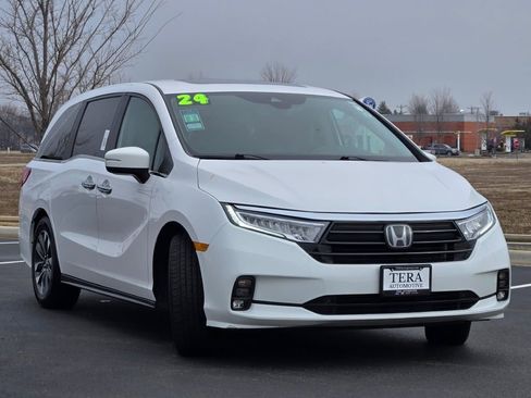 Used 2024 Honda Odyssey EX-L image 3