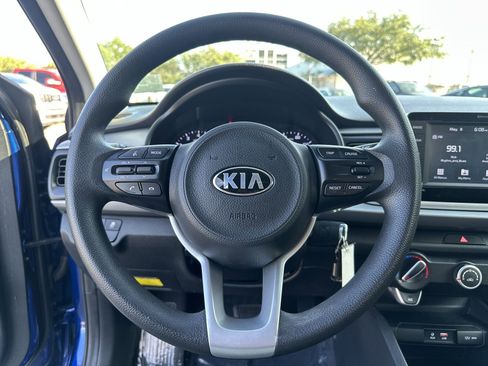 Used 2020 Kia Rio S FWD image 11