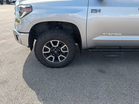 Used 2020 Toyota Tundra Limited w/ Limited Premium Package AWD/4WD image 27