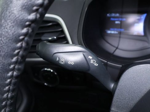 Used 2024 Ford Edge SEL image 21