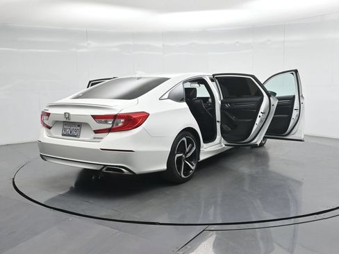 Used 2020 Honda Accord Sport image 5