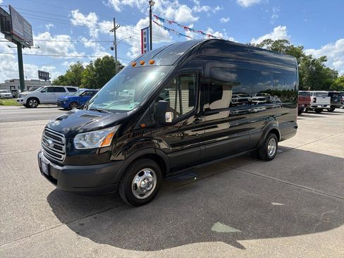 Used 2018 Ford Transit 350 XLT image 2