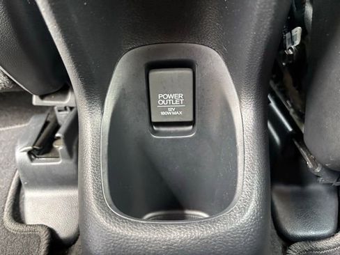 Used 2022 Honda HR-V Sport image 18