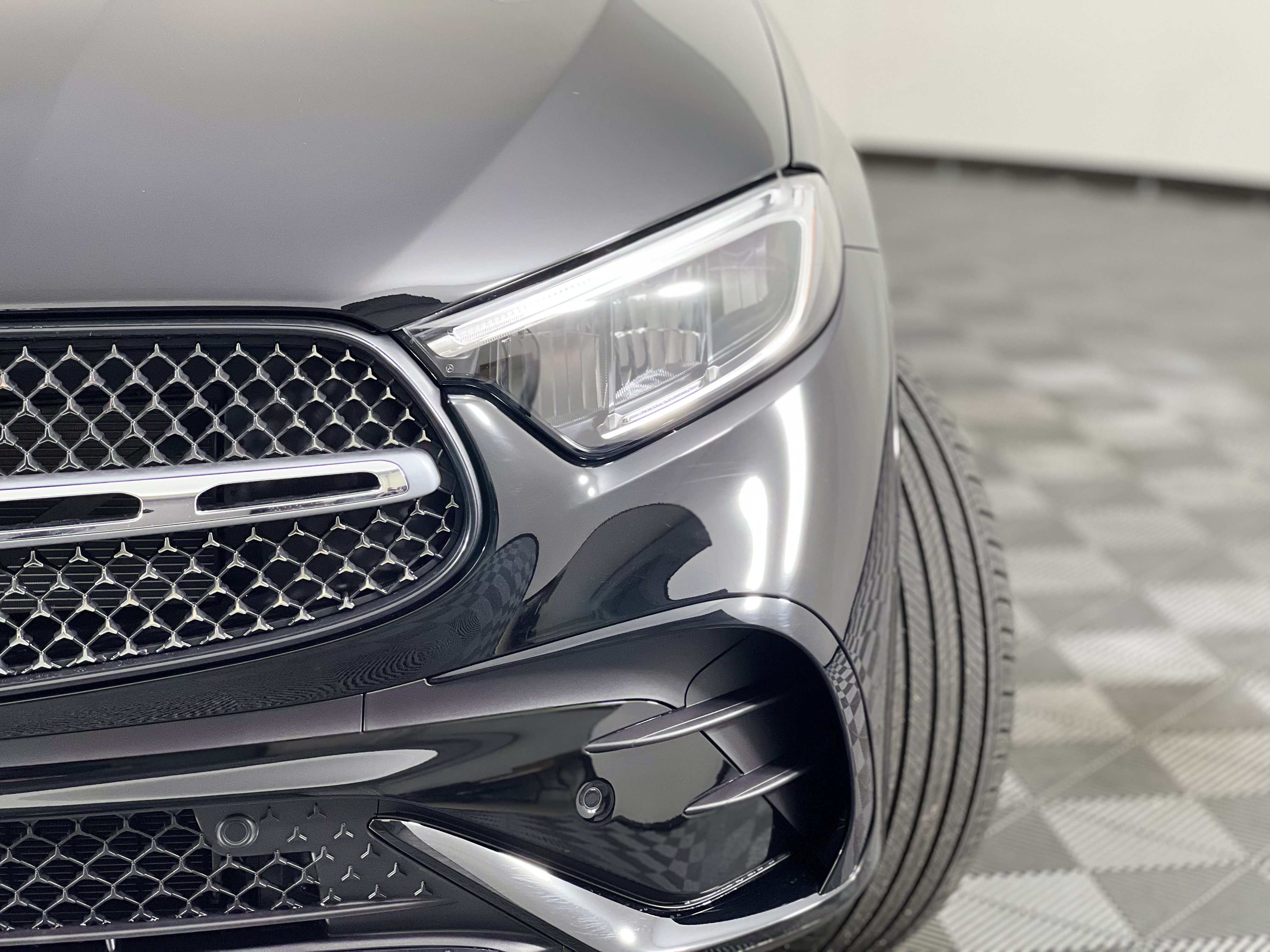 Used 2026 Mercedes-Benz GLC 300 4MATIC image 5