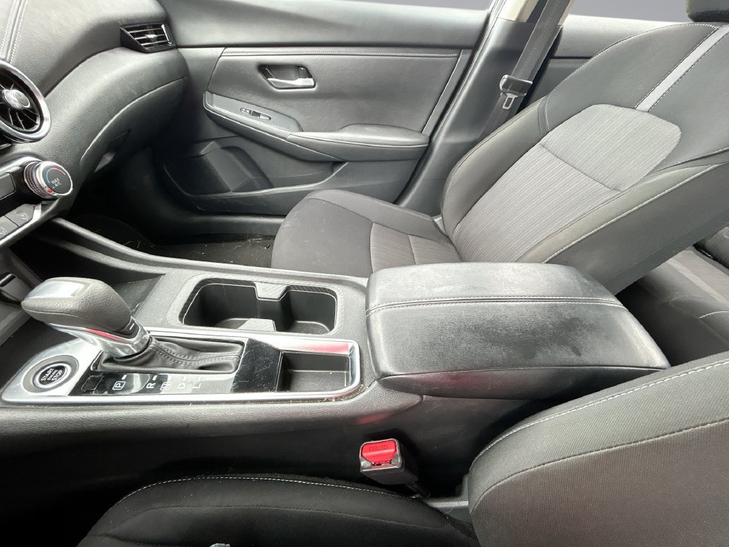 Used 2025 Nissan Sentra SV FWD image 26