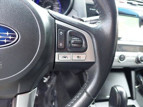 Used 2017 Subaru Outback 3.6R Limited AWD/4WD image 18