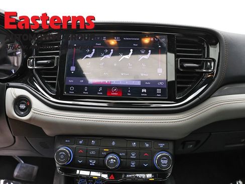 Used 2022 Dodge Durango R/T AWD/4WD image 12