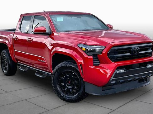 Used 2026 Toyota Tacoma SR5 AWD/4WD image 3