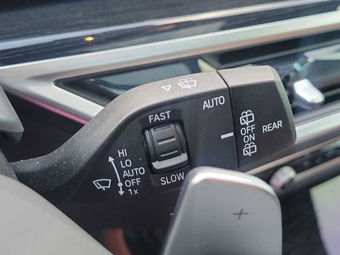 Used 2026 BMW X7 xDrive40i w/ Executive Package AWD/4WD image 25