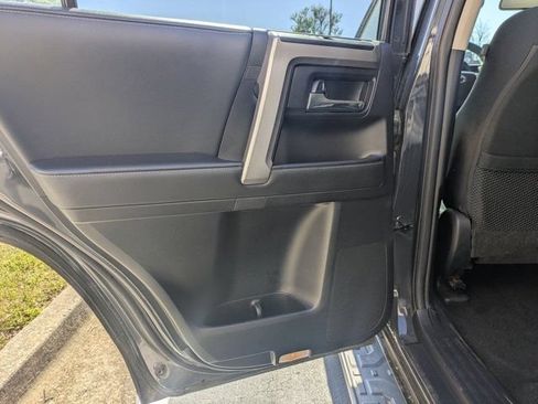 Used 2024 Toyota 4Runner SR5 AWD/4WD image 26