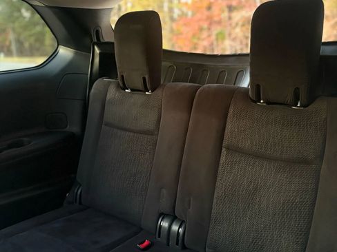 Used 2013 Nissan Pathfinder SV image 22