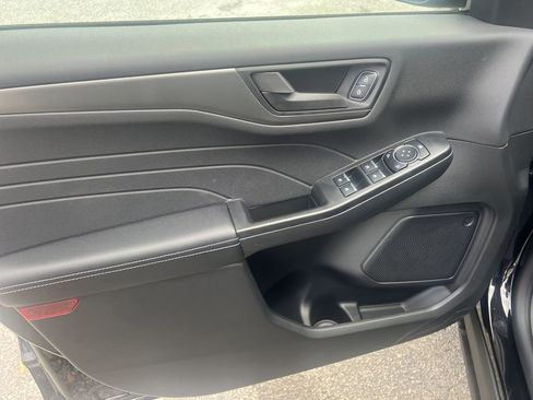 New 2026 Ford Escape Active image 10