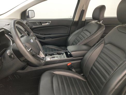 Used 2019 Ford Edge SEL w/ Equipment Group 201A FWD image 17