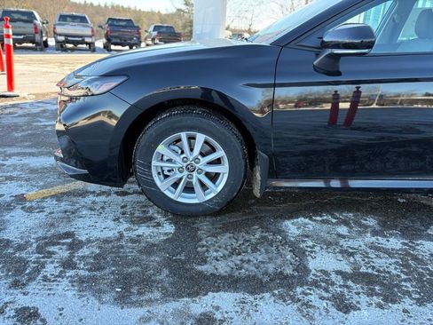 New 2026 Toyota Camry LE w/ Convenience Package image 2