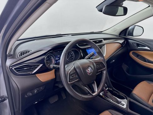 Used 2020 Buick Encore GX Essence image 9