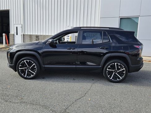 New 2026 Chevrolet Equinox RS w/ LPO, Floor Liner Package image 2