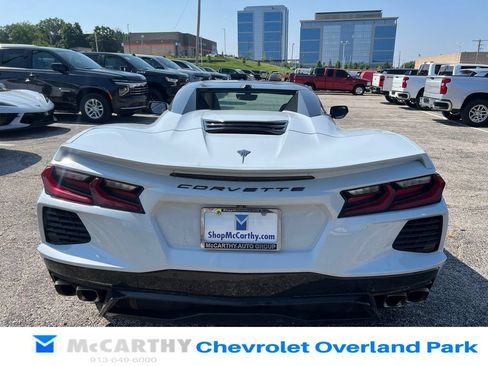 Used 2022 Chevrolet Corvette Stingray Convertible RWD image 4