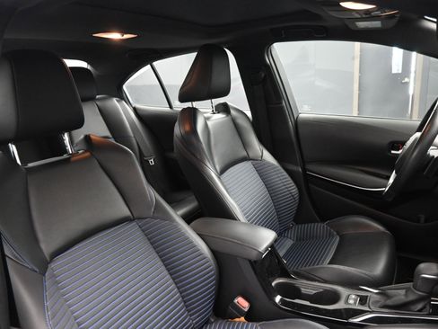 Used 2020 Toyota Corolla XSE image 22