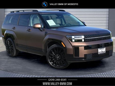 Used 2025 Hyundai Santa Fe Calligraphy image 1