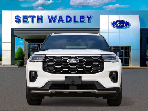 New 2026 Ford Explorer Platinum w/ LUX Leather Package image 4