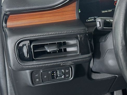 Used 2022 Lincoln Aviator Grand Touring w/ Equipment Group 301A image 17