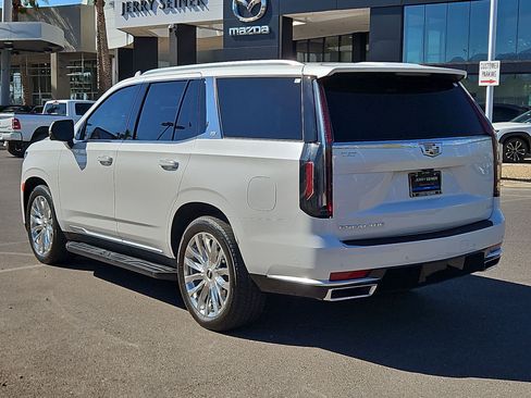 Certified 2024 Cadillac Escalade Premium Luxury w/ Performance Package AWD/4WD image 3