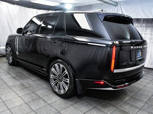 Used 2023 Land Rover Range Rover Autobiography AWD/4WD image 4