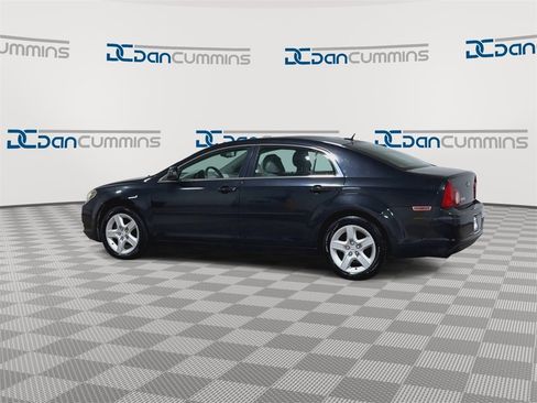 Used 2010 Chevrolet Malibu LS image 6