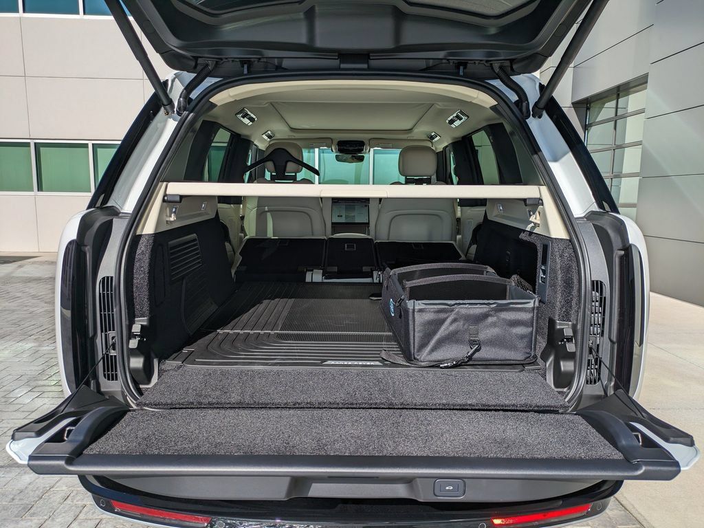 New 2026 Land Rover Range Rover SE AWD/4WD image 12