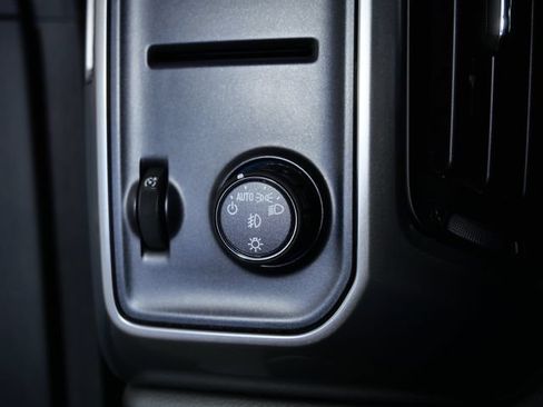 Used 2018 Chevrolet Silverado 1500 LT w/ All Star Edition RWD image 20