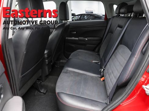 Used 2025 Mitsubishi Outlander Sport SE AWD/4WD image 22