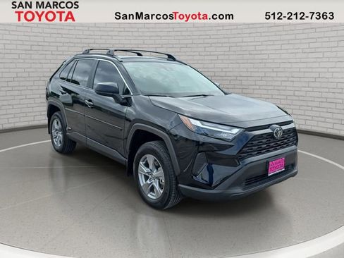 Used 2025 Toyota RAV4 LE image 3