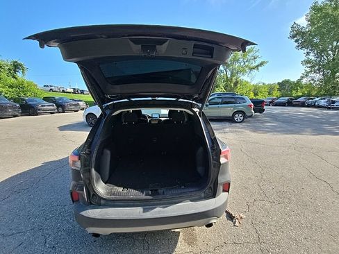 Used 2022 Ford Escape SE w/ Convenience Package FWD image 19