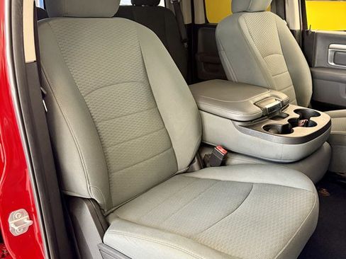 Used 2017 RAM 1500 Classic SLT RWD image 15