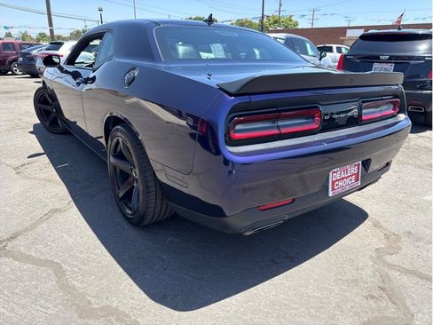 Used 2016 Dodge Challenger R/T Scat Pack w/ Leather Interior Group RWD image 13
