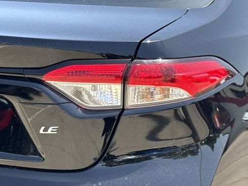 Used 2024 Toyota Corolla LE FWD image 7